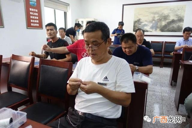 三孔双线穿绳方法,线装书的穿线方法图解