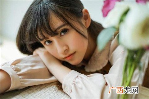 感情升温的几个小套路对话，怎样跟女友聊天感情可以马上升温