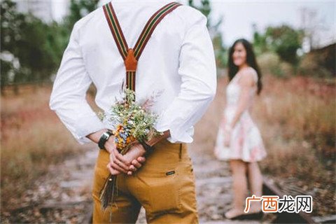 高情商撩妹套路句子，高情商撩女孩子的话简短