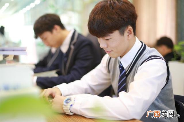 35岁女人学点啥挣钱多 30岁了想学一门技术女的