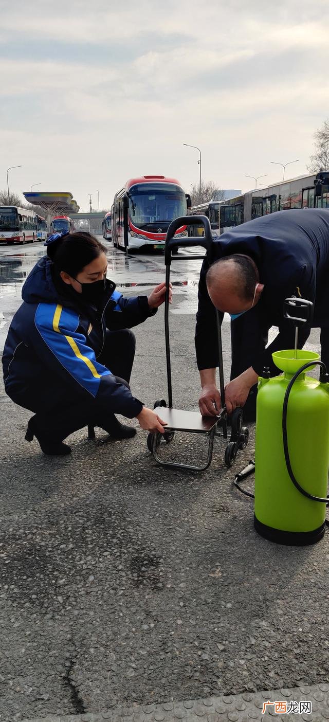 吉祥雨自助洗车加盟,10元快速洗车加盟店