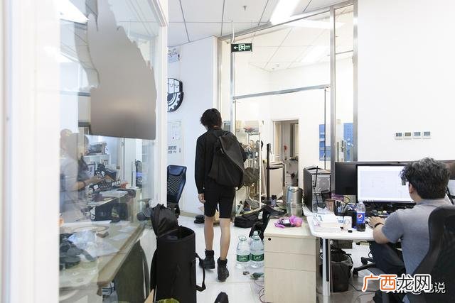 大学生创业50个小案例 大学创业基金
