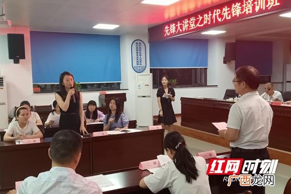大学生升学与就业辩论赛,大学生毕业就业创业辩题