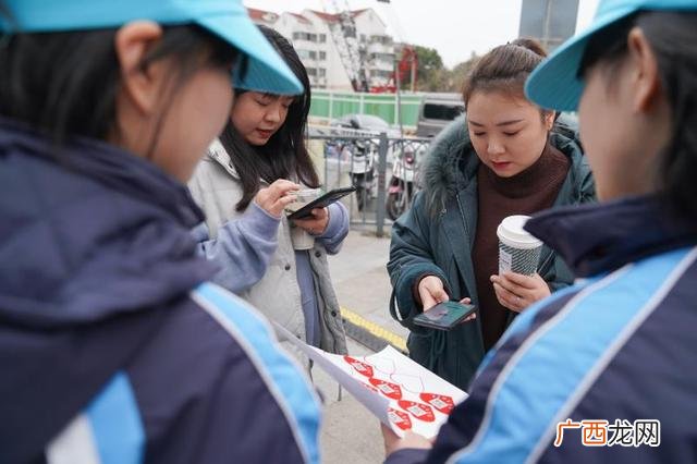 国家发善款要农行卡 百万扶贫创业慈善基金