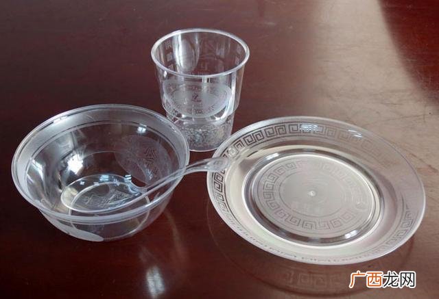 一次性餐具厂家排名,康卫者一次性水晶餐具是真的吗