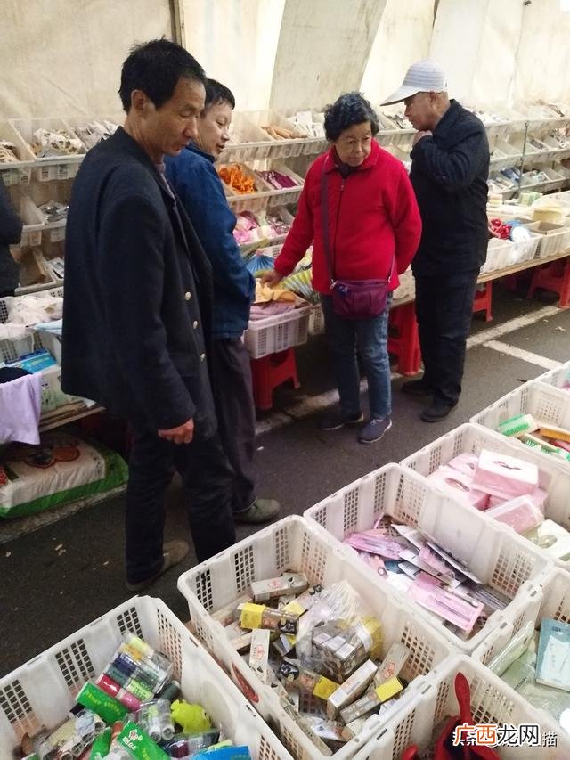 2元店一年能挣多少钱 好多宝两元超市怎么样