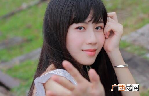 如何用绿茶的方式去追女生？让她对你欲罢不能