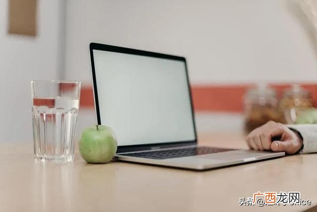 大学一个人没朋友正常吗,大学老师为什么喜欢分组