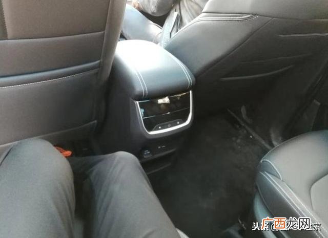 大通g50图片报价七座 上汽大通商务车