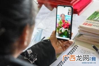 一个养兔子的美业人,残疾人养兔创业视频