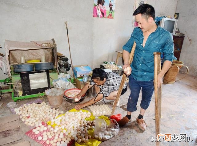 下肢残疾能做平面设计 腿部残疾适合学什么技术