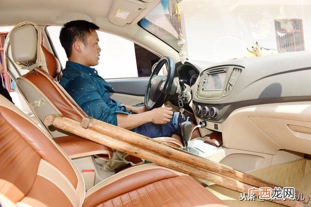 下肢残疾能做平面设计 腿部残疾适合学什么技术