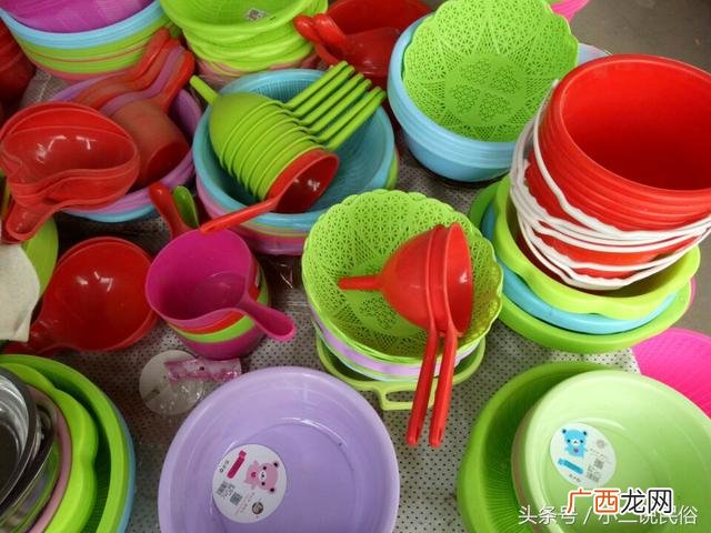6元店货源厂家批发,五元店批发市场地址