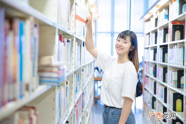 大专证多少钱一个 大专学历最快多久拿证是什么样子的
