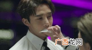 姐弟恋一般是怎么开始的,姐姐创业弟弟妹妹亳不嫌弃