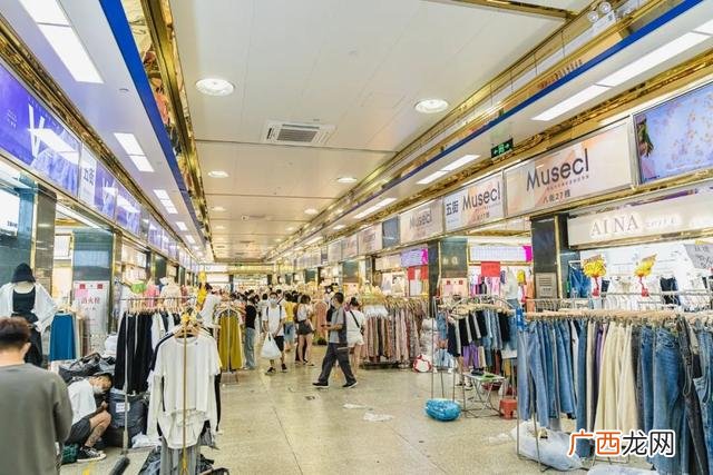 创业卖衣服怎么做起 创业卖衣服在哪里拿货