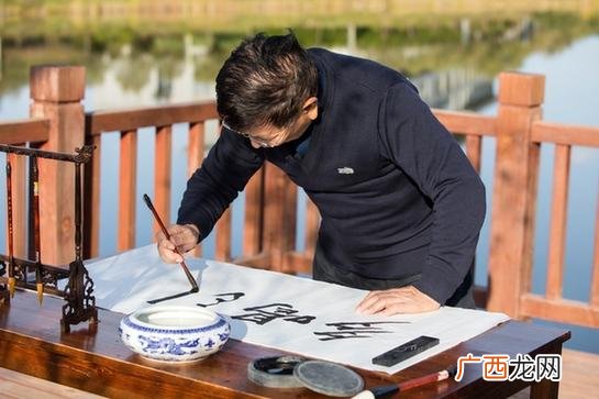 中国老年人创业成功的例子,老了创业成功的人是谁