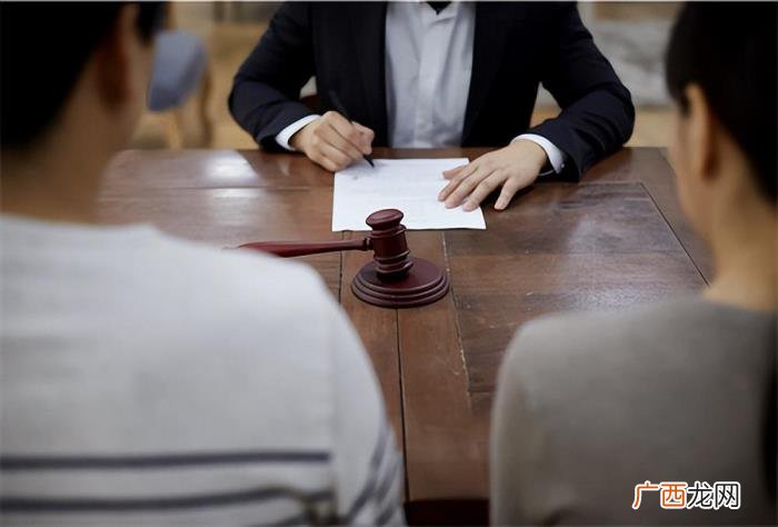 离婚财产该怎么分配 结婚出轨离婚财产怎么分配