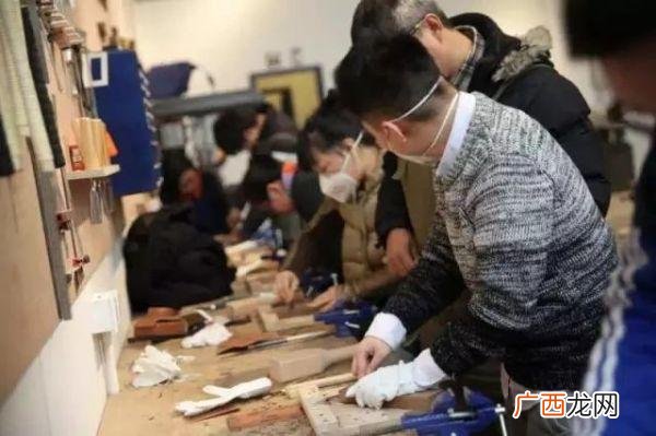 国外户外团建游戏大全 团建室内活动游戏