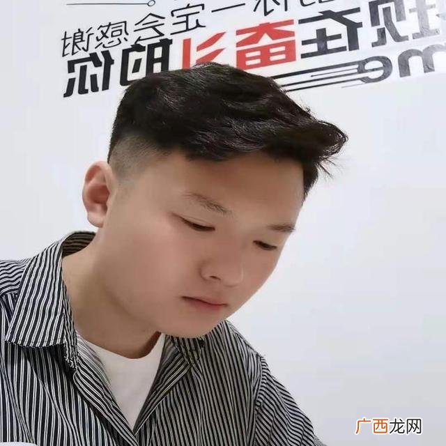 女孩就业率最好的专业,行政管理毕业后干啥