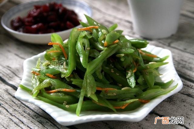 四季豆炒木耳胡萝卜 四季豆炒木耳