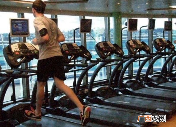 女人创业做什么最吃香,中年女人创业能干啥