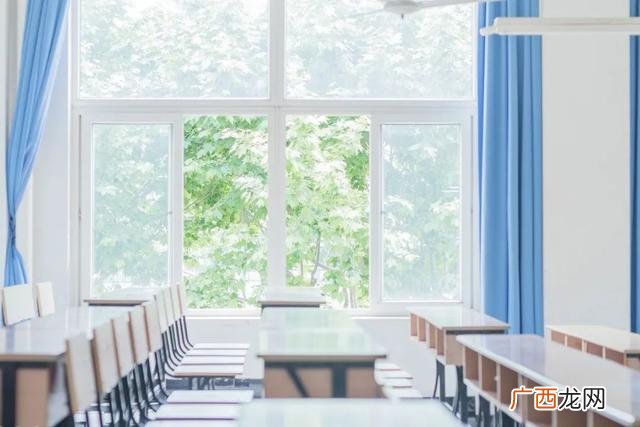 初中生报考什么专业好,初中生能报考会计吗