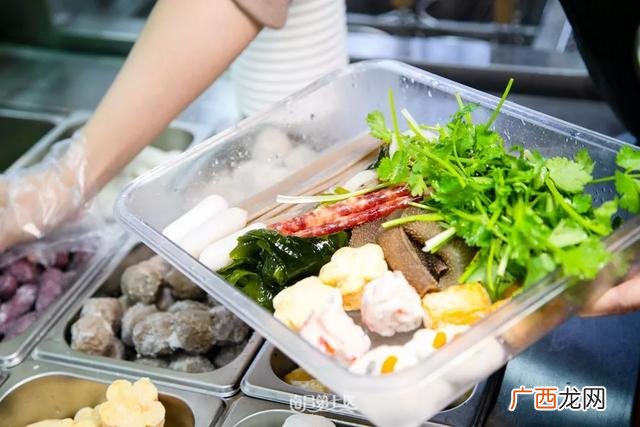 一个人的火锅杯加盟费多少钱,囍小缸杯杯火锅加盟费