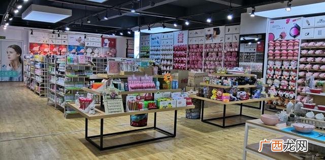 2元5元10元店批发市场 20元店货源批发市场