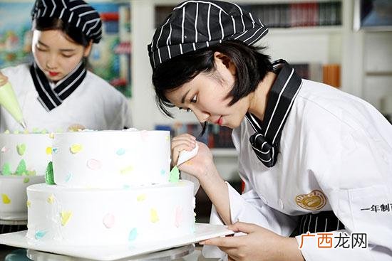 女人学哪些技术可独自创业,创业学什么技术好女生