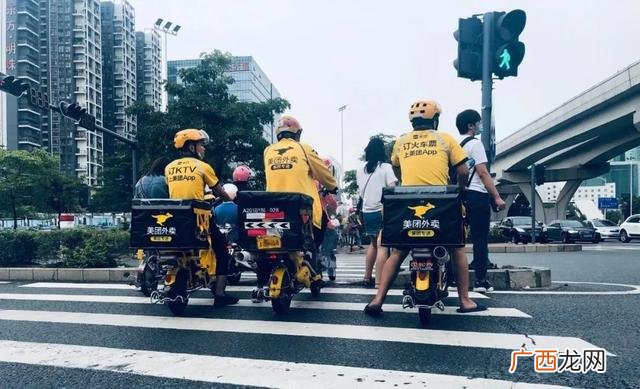 工作强度和压力太大辞职 辞职创业压力好大