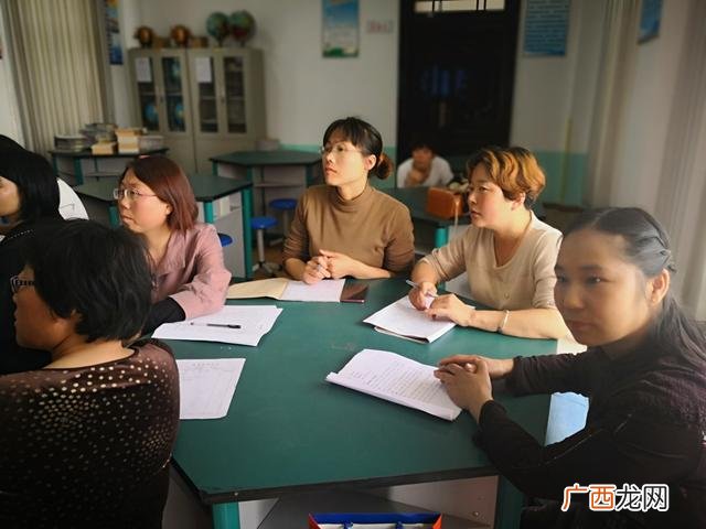 大学生买花情况,花店创业ppt