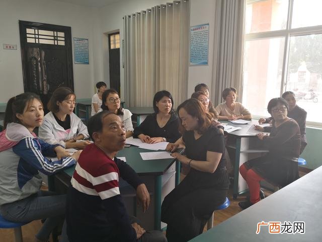 大学生买花情况,花店创业ppt