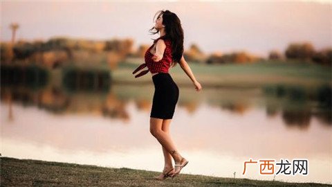 女生真的喜欢你的表现，这4种表现说明她喜欢你