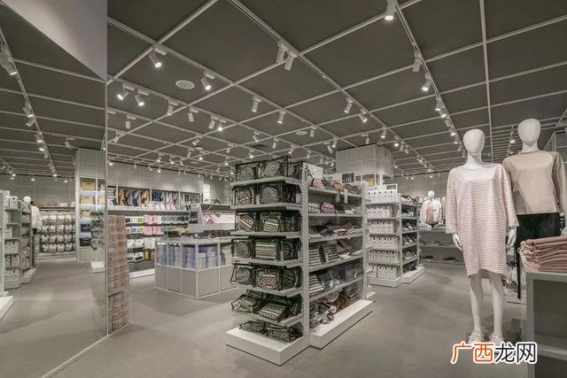 二元店货品怎么摆放 二元店装修