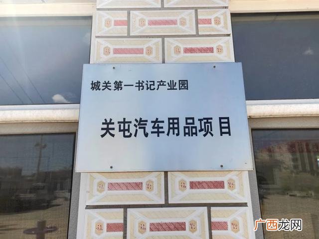 卖玻璃水一个月能挣多少钱 自己生产玻璃水赚钱吗