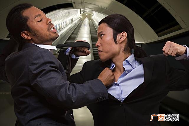 个税非独生填2000违法吗,个人所得税扣除标准赡养老人
