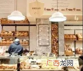 小学门口适合开披萨店吗 如何让小吃店生意好起来