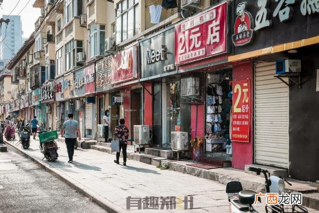2元店货源批发日用百货市场,小商品批发市场2元店