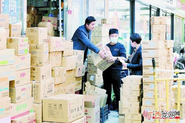 山东临沂小商品批发城两元店,临沂两元店货源批发市场价格