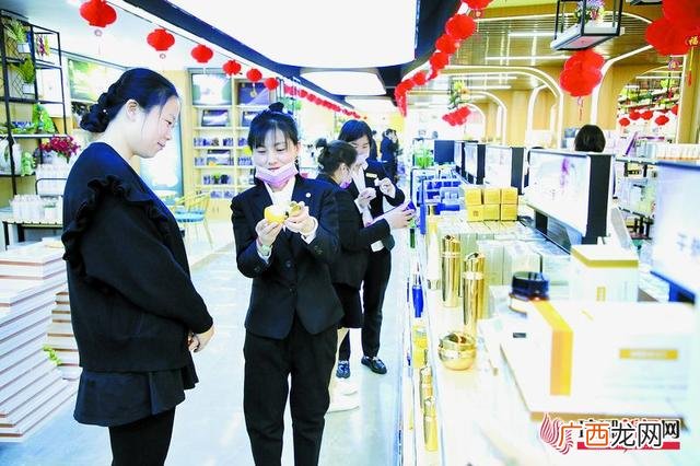 山东临沂小商品批发城两元店,临沂两元店货源批发市场价格