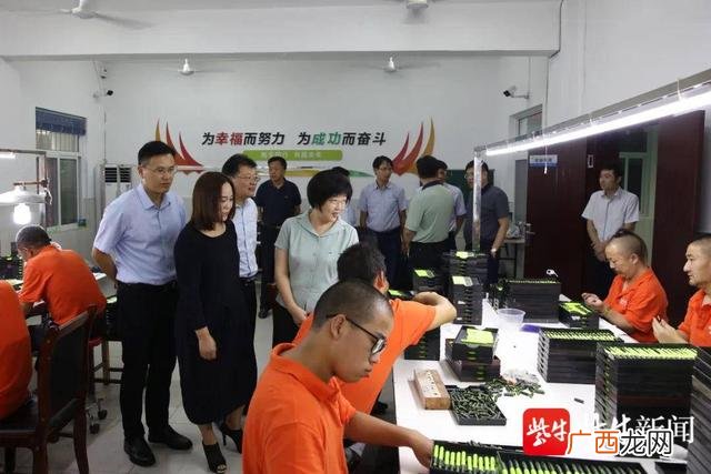 圆珠笔组装手工活不收押金 手工外发加工不收押金的