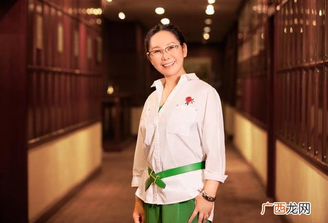 励志女企业家的故事,70岁创业成功的人