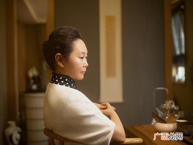 励志女企业家的故事,70岁创业成功的人