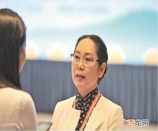 励志女企业家的故事,70岁创业成功的人