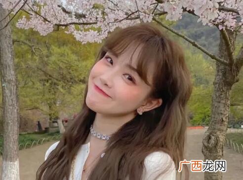 为什么长得好看的女生却没人追？喜欢就尝试追
