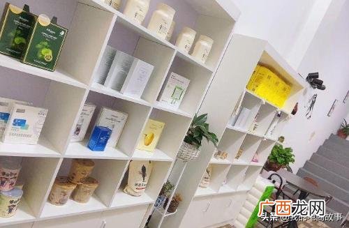 18岁创业从哪入手 怎么创业化妆品公司