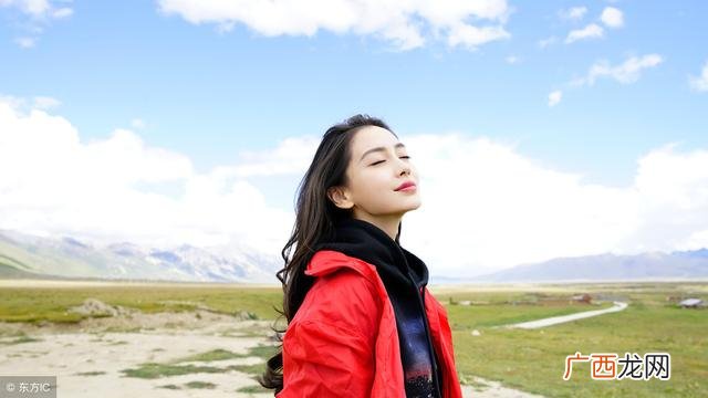 创业时代免费看网站 创业时代里的电脑