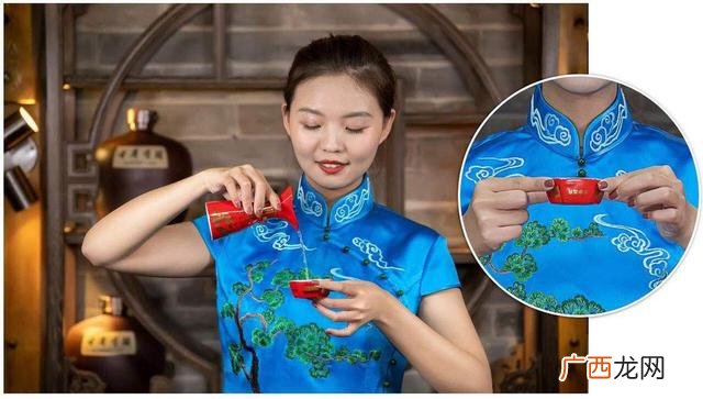 小杯子套进大杯子怎么拿出来,小杯卡在大杯里面怎样取出
