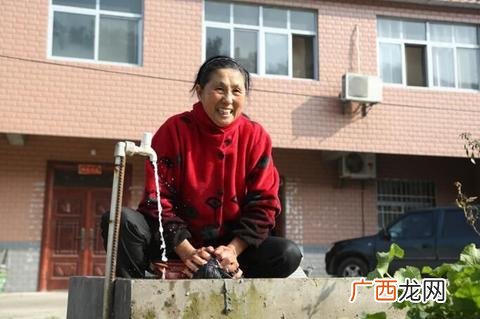 吴妈妈的励志故事,86岁创业吴妈妈